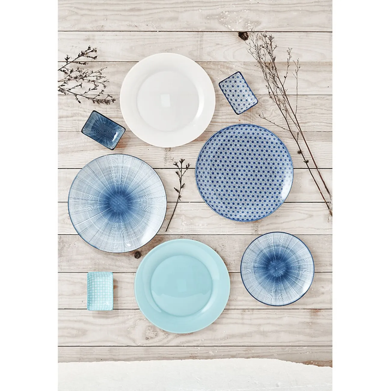 Assiette plate ronde Luminarc bleu ciel Zana|Gifi